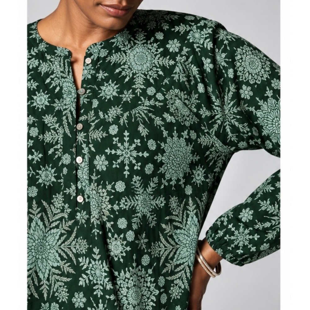 J. Jill Green Snowflake Mandala Henley Knit Top Petite Large Long Sleeve Size PL